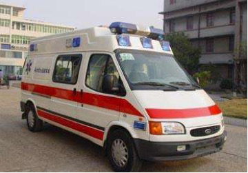 依安县救护车租赁